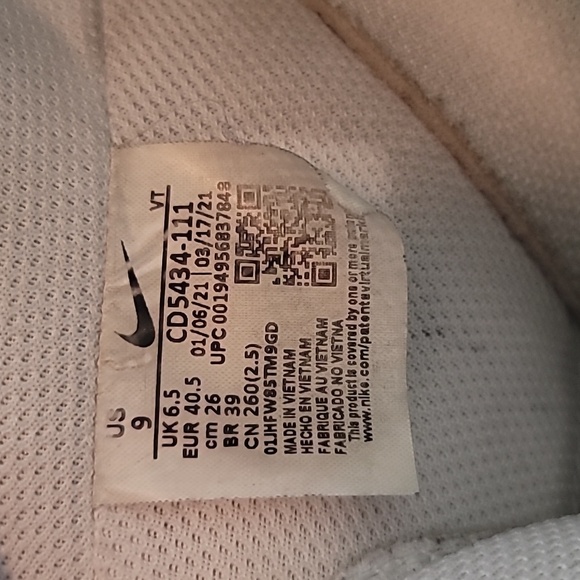 Nike Court Vision Low Sneaker, White Silver, Women's size 9, CD5434-111 (USED) - Picture 7 of 9